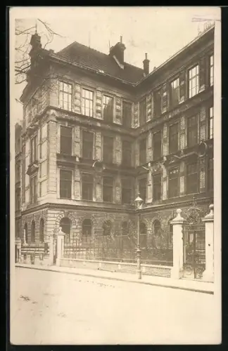 Foto-AK Wien, Geblergasse mit Schule