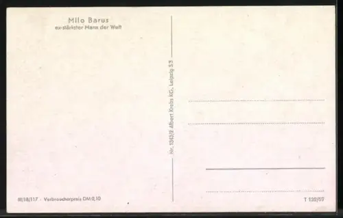 AK Milo Barus, ex-stärkster Mann der Welt, präsentiert seine Muskeln