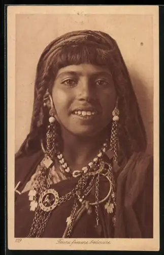 AK Feune femme bedouine