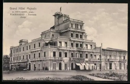 AK Viareggio /Toscana, Grand Hotel Majestic, Propr. A. Gherardini