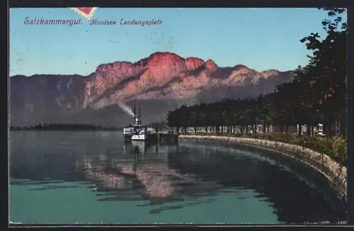 AK Mondsee /Salzkammergut, Landungsplatz mit Dampfer