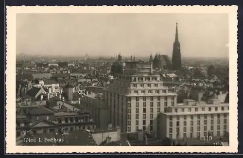 AK Wien, Hochhaus, Im Hintergrund Kirche