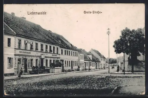 AK Liebenwalde, Breite-Strasse mit Hotel Stadt Berlin v. Paul Hafemann