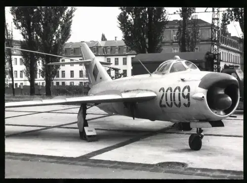 Fotografie Ansicht Dresden, Flugzeug Mikojan-Gurewitsch MIG21 No. 2009