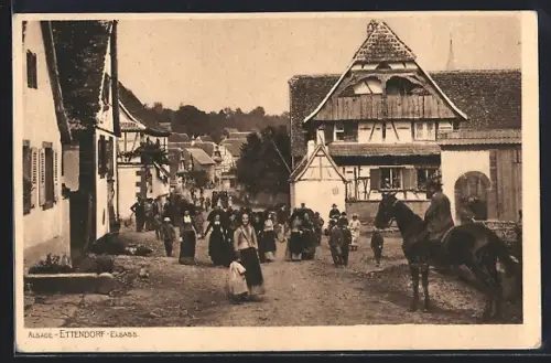 AK Ettendorf, Scène de rue animée avec habitants et maisons traditionnelles