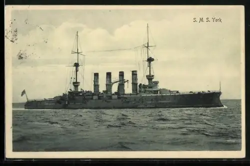 AK Kriegsschiff SMS York auf See