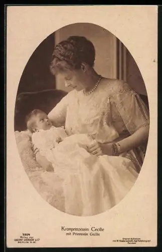 AK Gattin von Kronprinz Wilhelm von Preussen Prinzessin Cecilie mit ihrer Tochter Prinzessin Cecilie