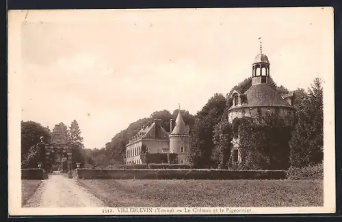 AK Villeblevin /Yonne, Le Château et le Pigeonnier