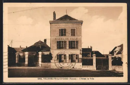 AK Villeneuve-la-Guyard /Yonne, L`Hôtel de Ville