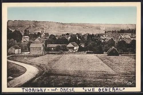 AK Thorigny-sur-Oreuse /Yonne, Vue générale du village et des collines environnantes