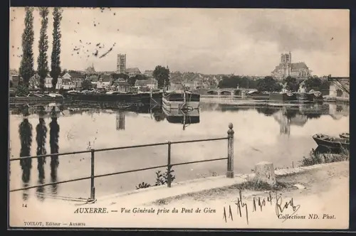 AK Auxerre, Vue générale prise du Pont de Gien