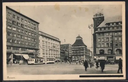 AK Essen, Strassenbahn, Geschäftshäuser, Verkehr am zentralen Platz