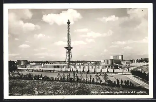 AK Berlin-Charlottenburg, Ausstellungsgelände und Funkturm