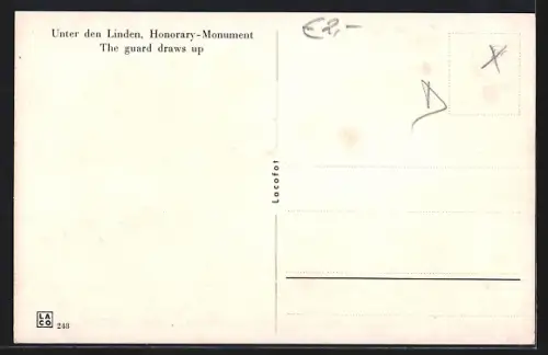 AK Berlin, Die Wache zieht auf am Ehrenmal Unter den Linden