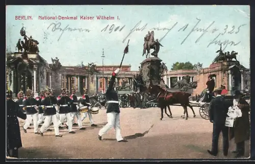 AK Berlin, National-Denkmal Kaiser Wilhelm I., Militärparade