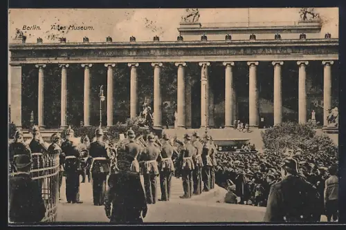 AK Berlin, Militärkapellenkonzert vorm Alten Museum