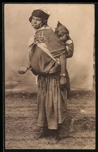 AK Bedouine et son Enfant