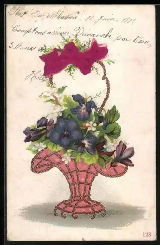 Stoff-Präge-AK Blumenkorb mit Veilchen