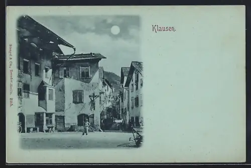 Mondschein-AK Klausen, Strassenpartie mit Passanten
