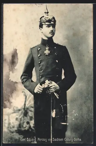 AK Carl Eduard Herzog von Sachsen-Coburg-Gotha in Uniform mit Pickelhaube