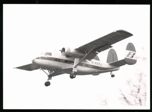 Fotografie Flugzeug Scottish Aviation Twin Pioneer, G-AZHJ