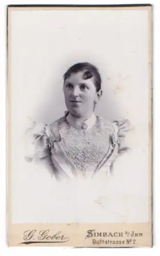 Fotografie G. Gober, Simbach a. Inn, Dultstrasse 2, Porträt einer Dame