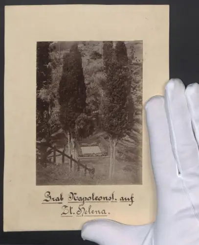 Fotografie unbekannter Fotograf, Ansicht St. Helena, Grab von Napoleon Bonaparte im Vallée du Tombeau