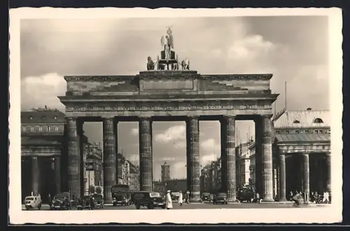 AK Berlin, Brandenburger Tor, Frontansicht