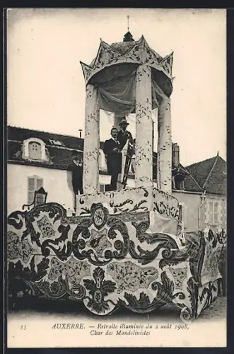 AK Auxerre, Retraite illuminée du 2 août 1908, Char des Mandolinistes