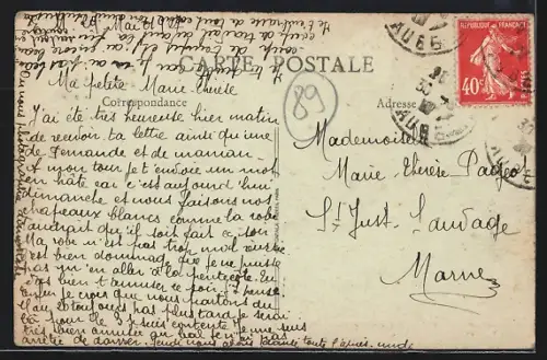 AK Saint-Florentin, Place des Fontaines et Grande-Rue, Épicerie