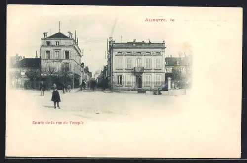 AK Auxerre, Entrée de la rue du Temple