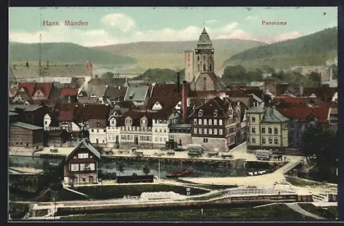 AK Hann. Münden, Teilansicht mit Brücke, Überführung, Turmgebäude u. Bergpanorama aus der Vogelschau