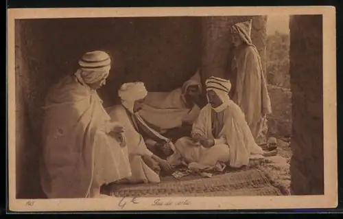 AK Jeu de cartes, Nordafrikaner bei Kartenspiel