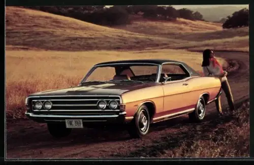 AK Auto Ford 1969 Torino Formal 2-door Hardtop mit junger Frau