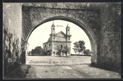 AK Wien-Leopoldsberg, Blick auf die Kirche