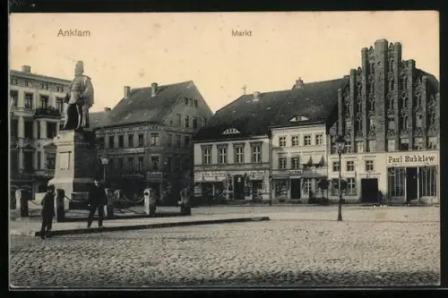 AK Anklam, Geschäfte am Markt