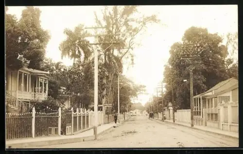 AK Ponce, Avenida Hostos