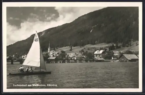 AK Techendorf am Weissensee, Ortsansicht mit Segelboot