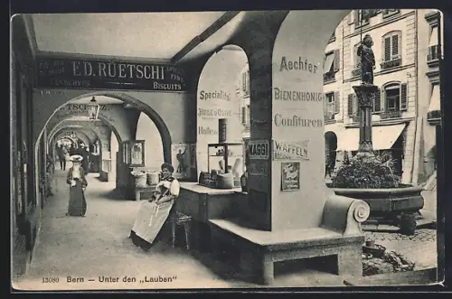 AK Bern, Unter den Lauben, mit Brunnen