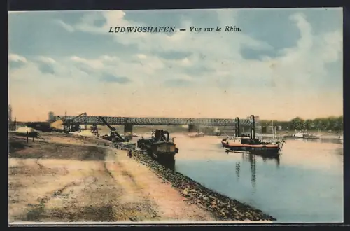 AK Ludwigshafen / Rhein, Blick auf den Rhein, Brücke, Schiffe