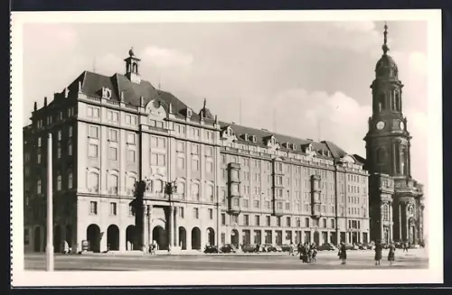 AK Dresden, Neubauten am Altmarkt, Kirche, Strassenansicht