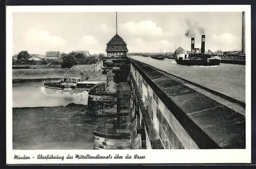 AK Minden / Weser, Überführung des Mittellandkanals über die Weser, Dampfer
