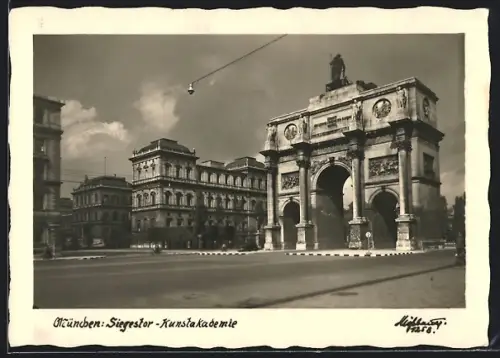 AK München, Siegestor, Kunstakademie
