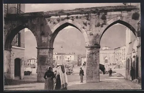 AK Sulmona, Piazza Tre Archi con veduta di Puazza Garibaldi