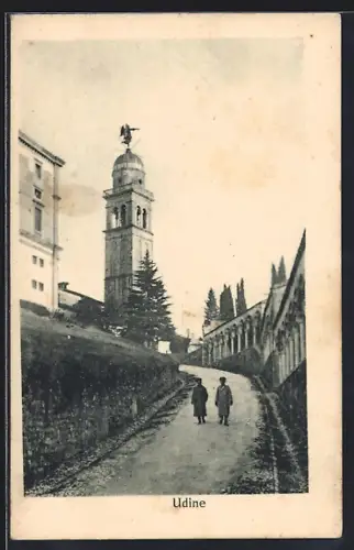 AK Udine, Strassenpartie mit Turm
