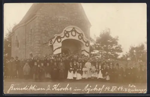 Foto-AK Ayrhof, Einweihung der Kirche 1914, Gruppenbild der Gemeinde