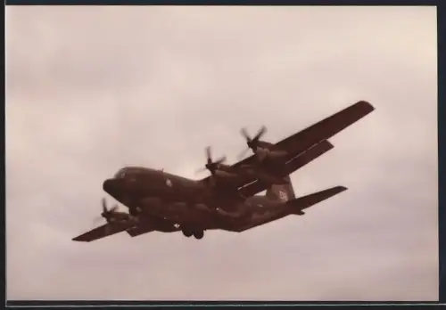 Fotografie Flugzeug Lockheed C-130 Hercules USAF 12364