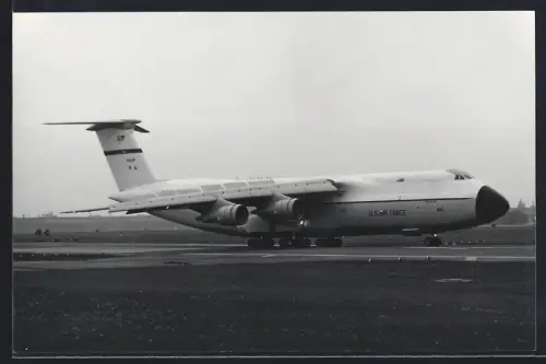 Fotografie Flugzeug Lockheed C-5 Galaxy USAF 00448