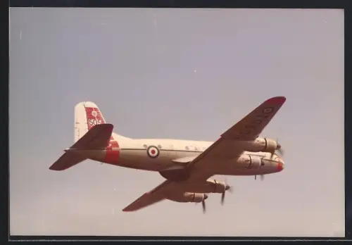 Fotografie Flugzeug Handley Page Hastings, Royal Air Force TG505 über Berlin-Tempelhof