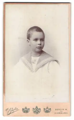 Fotografie E. Bieber, Berlin, Leipziger Strasse 128, Erik Kager im Matrosenanzug